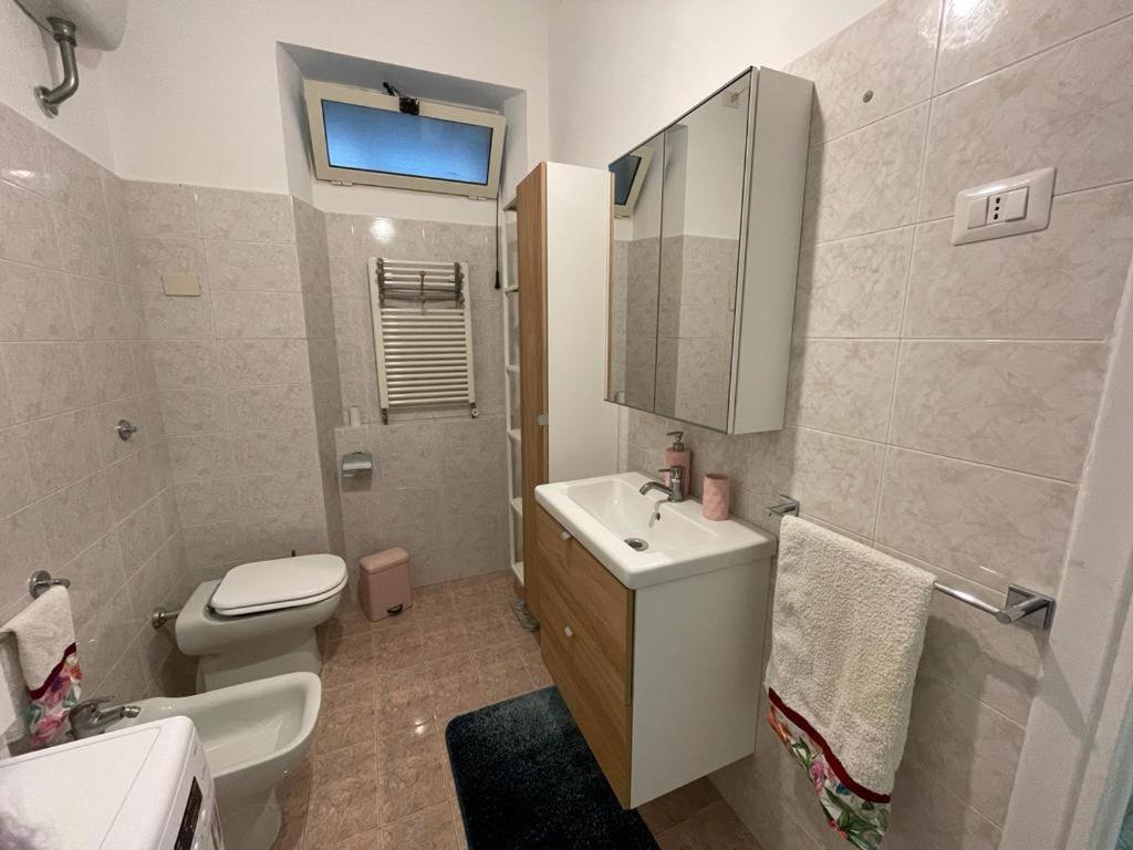 Superior Apt Next Colosseo A/C Wo Fi 3 Bedrooms ローマ エクステリア 写真